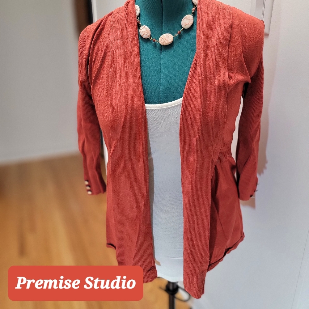 Premise Studio size small rust colored cardigan. Figure flattering